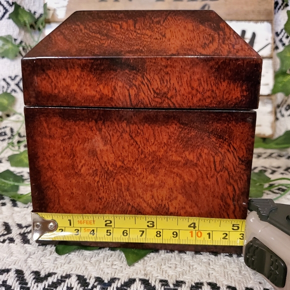 Fancy Wooden Storage/Jewelry/Knick-Knack Box With Latch New. - Picture 11 of 13